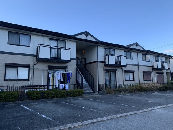 ハイツ・ルーチェの物件外観写真